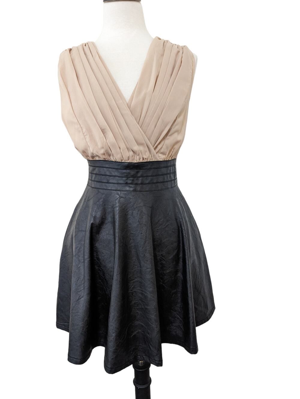 Double Zero Tan & Black V-neck Faux Leather Back Zip Dress Size M
